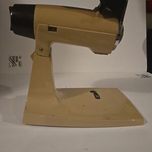 Vintage Sunbeam Mixmaster 12 Speed Mixer BIEGE UNTESTED